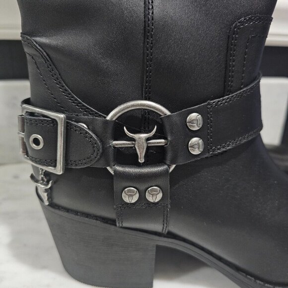 ~SOLD~Dolls Kill Windsor Smith Hooked Leather Cowboy Buckle Stud Tall Boots 9 - Picture 2 of 8